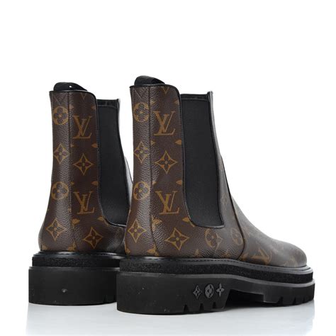 louis vuitton chelsea boots womens|louis vuitton boots men's price.